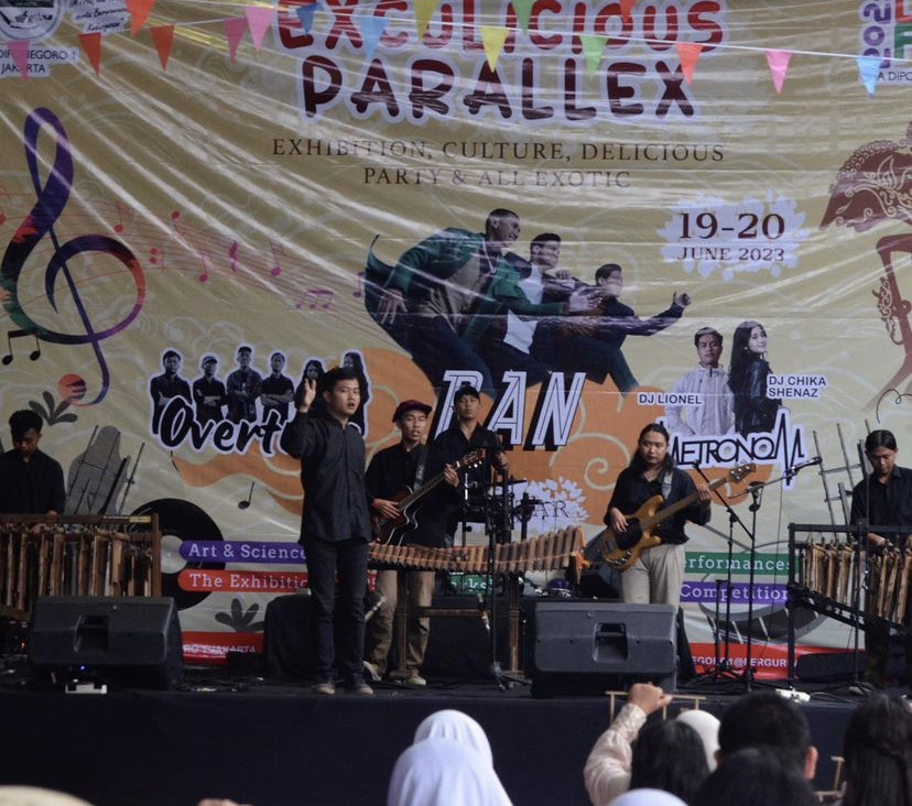 Overture Angklung